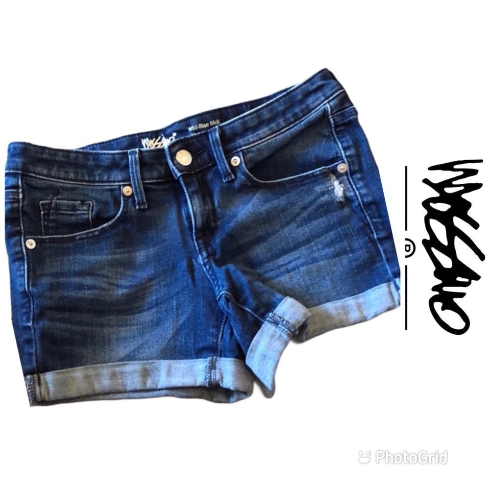 ⚡️ Mossimo Jean Shorts (Low - Mid Rise) ~ Size 24 ⚡️